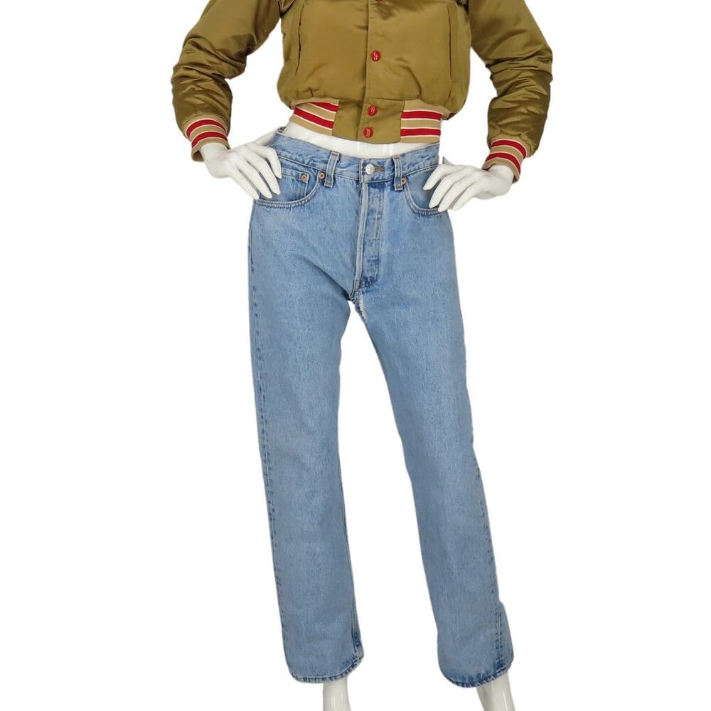 Vintage Levi's Light Wash Denim Jeans Waist 29